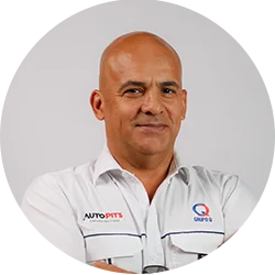 Carlos Corrales